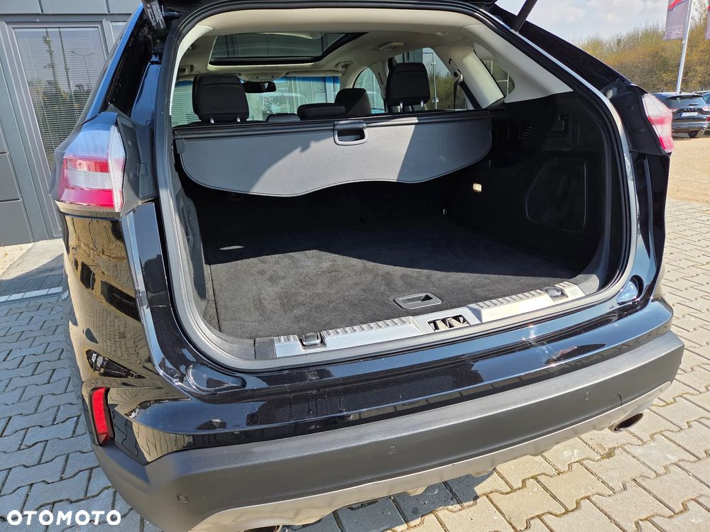 Ford Edge 2.0 EcoBlue Twin-Turbo 4WD Titanium - 34