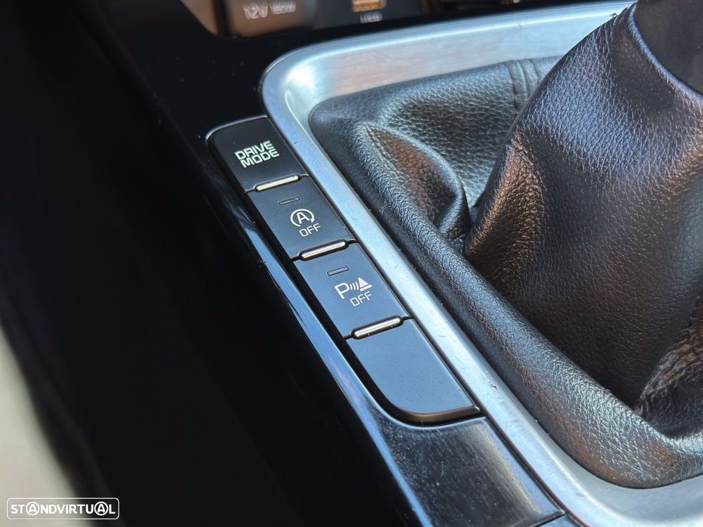 Kia Ceed SW 1.6 CRDi MHEV Drive - 16