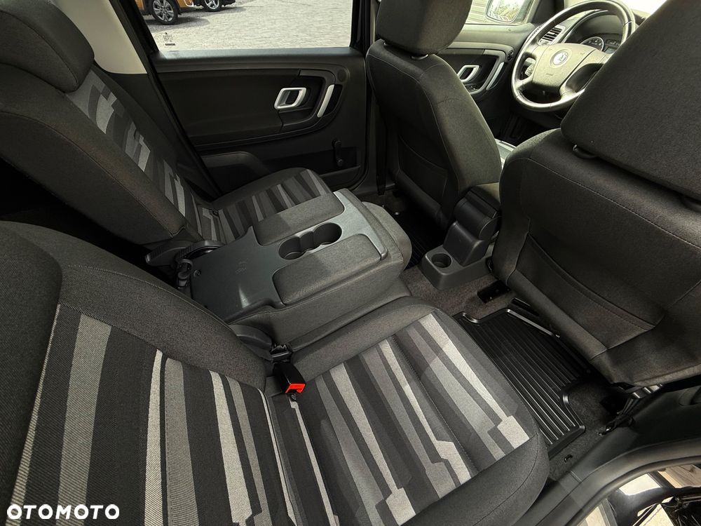 Skoda Roomster 1.6 16V Comfort PLUS EDITION - 29