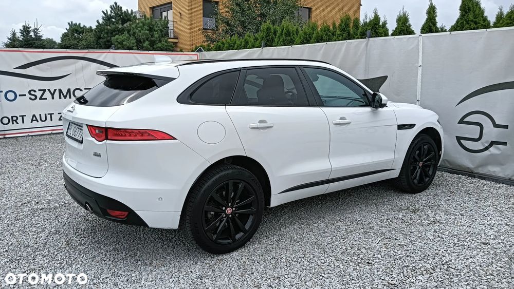 Jaguar F-Pace - 11