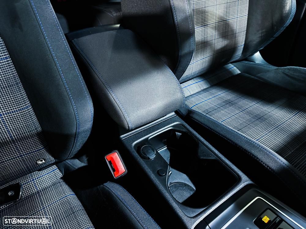 VW Golf 1.4 TSI GTE+ DSG - 36