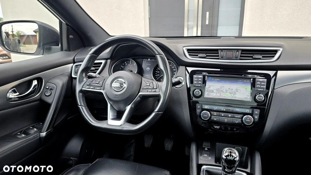 Nissan Qashqai 1.2 DIG-T Tekna+ - 26