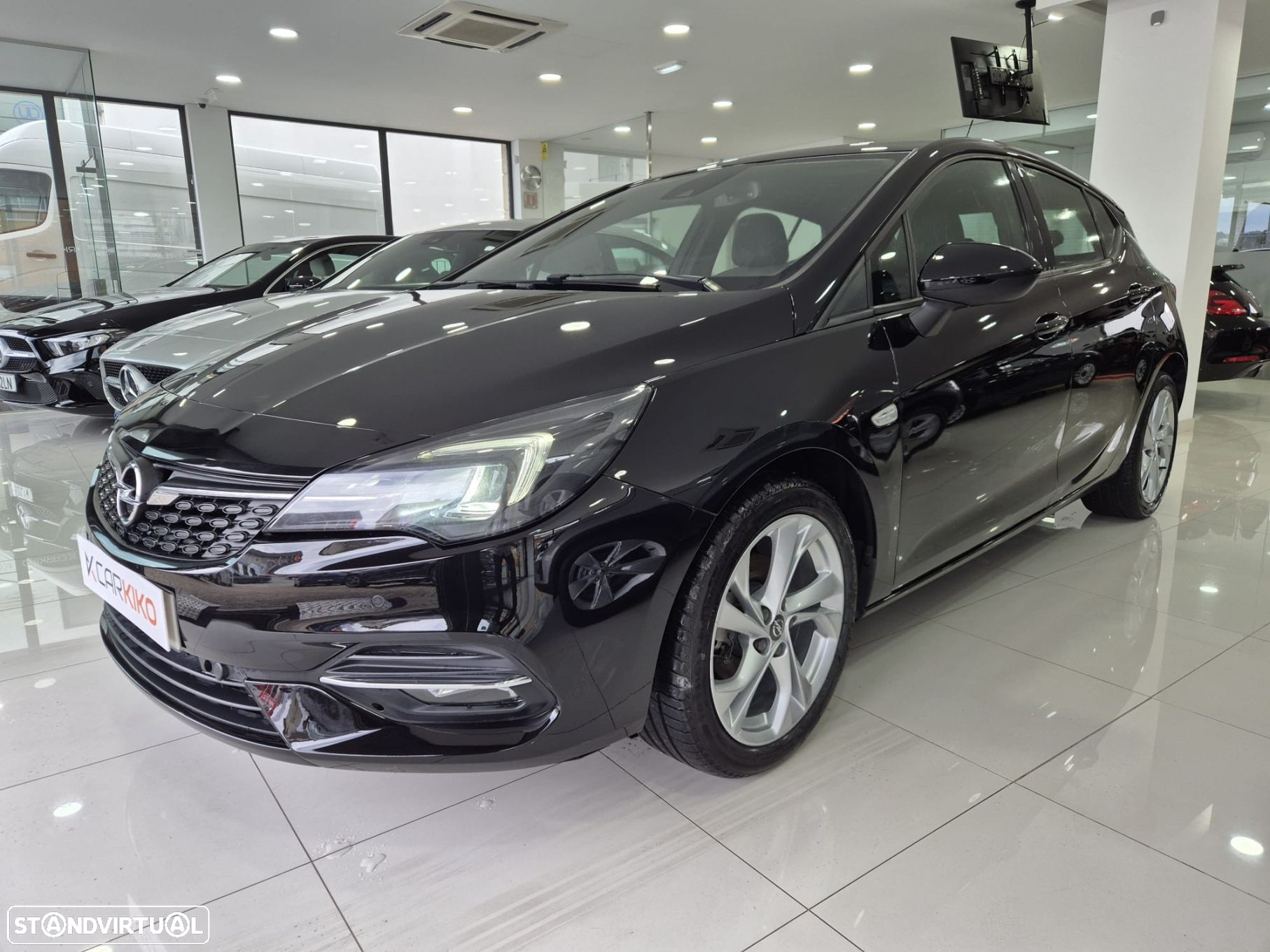 Opel Astra 1.2 T GS Line - 2