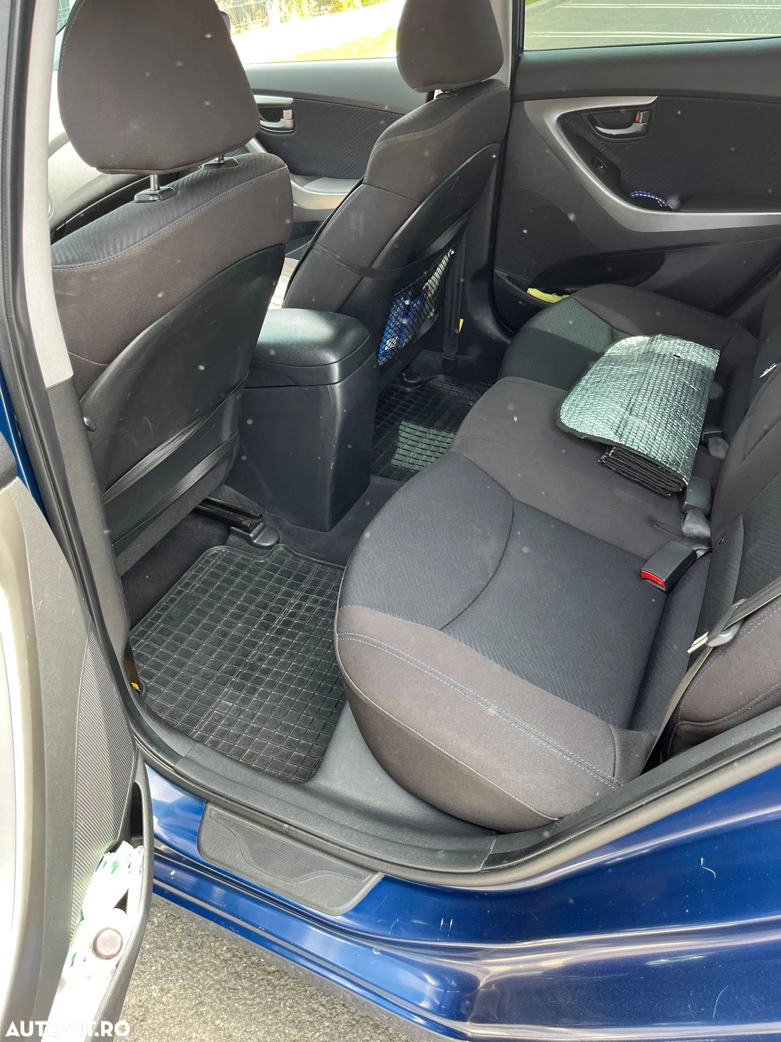 Hyundai Elantra 1.6 MPi - 10