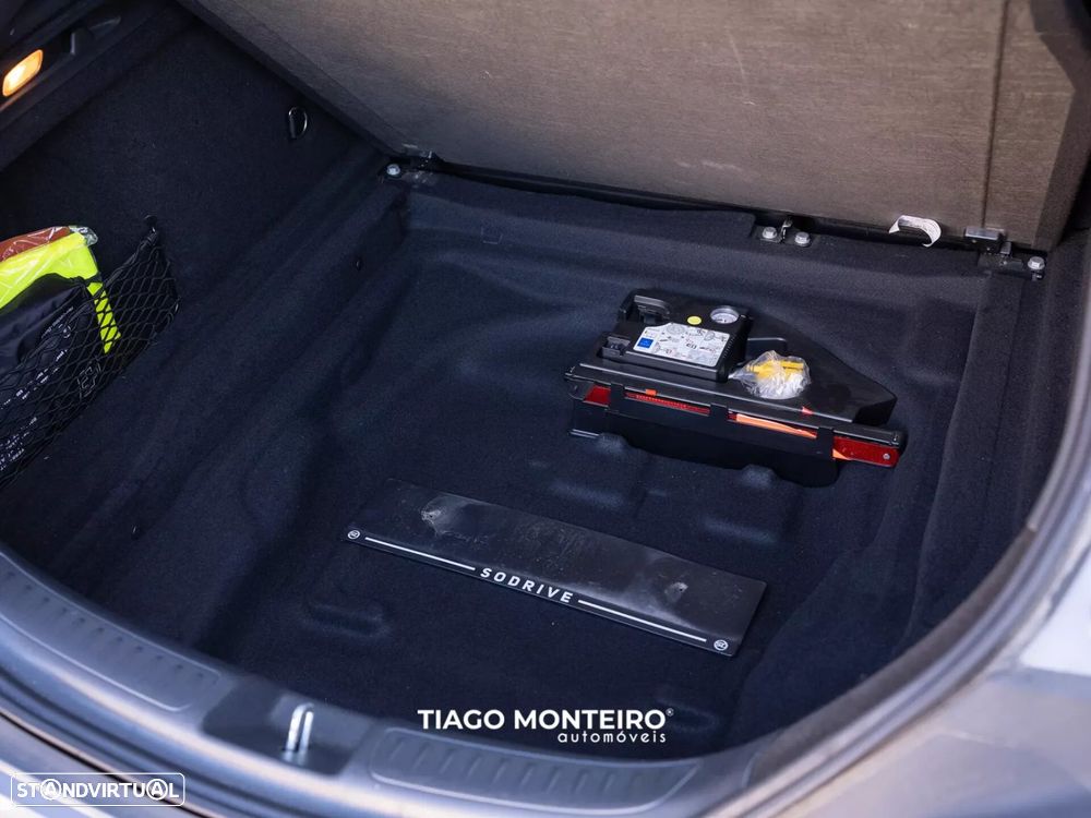 Mercedes-Benz CLA 180 - 36