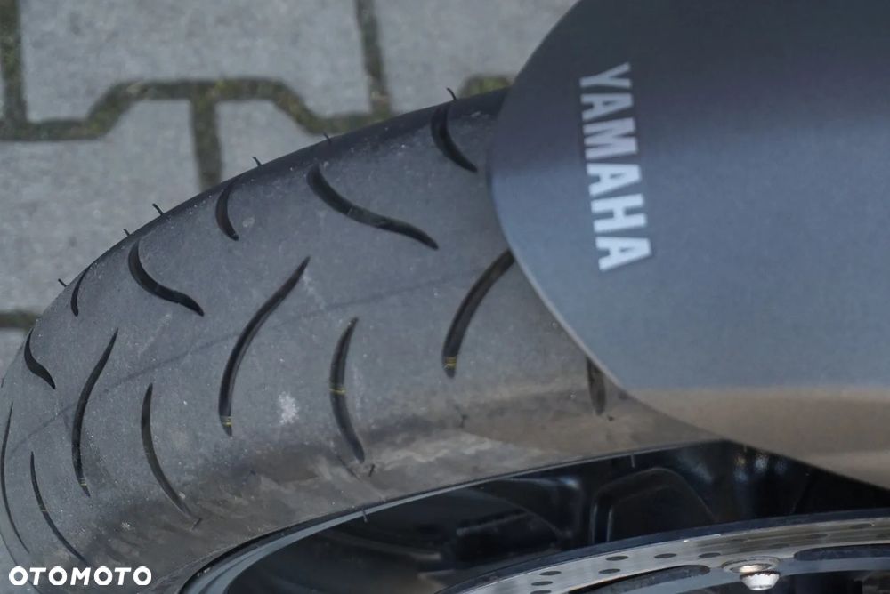 Yamaha XJ - 18