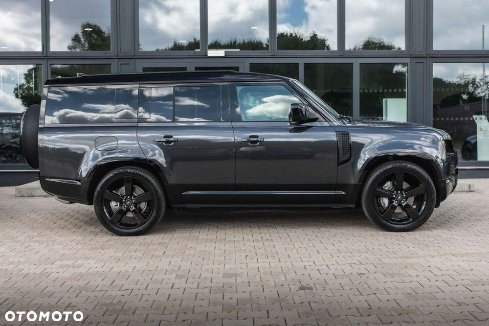 Land Rover Defender - 5