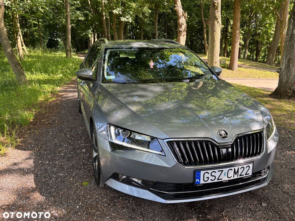Skoda Superb 2.0 TDI SCR 4x4 L&K DSG - 23
