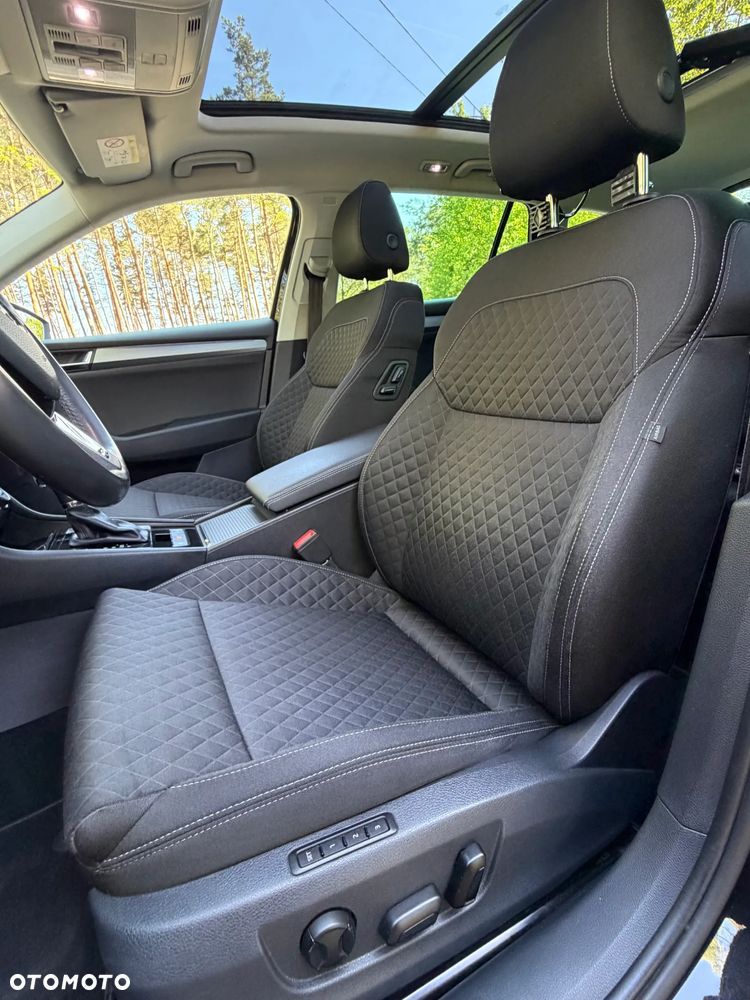 Skoda Superb 2.0 TDI 4x4 Style DSG - 6