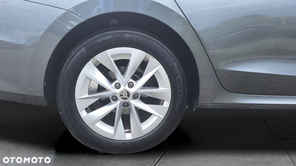 Skoda Octavia 1.5 TSI Drive Selection - 4