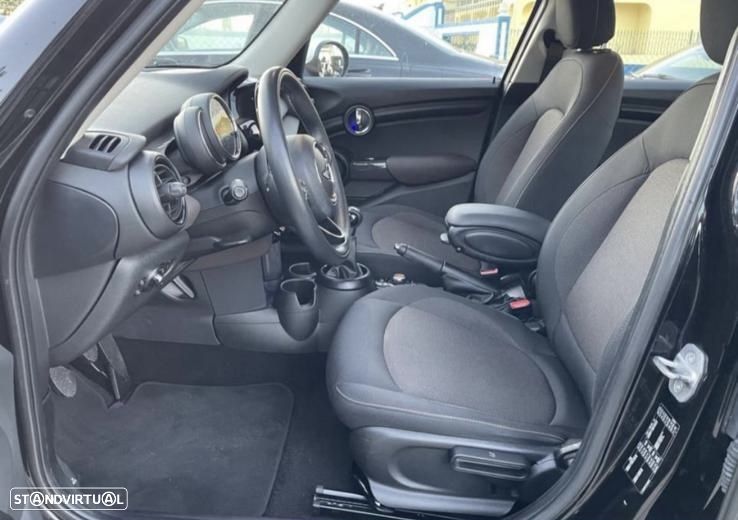 MINI 5 Portas Cooper D - 4