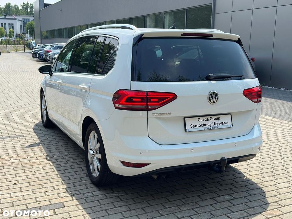 Volkswagen Touran 2.0 TDI BMT Highline - 9