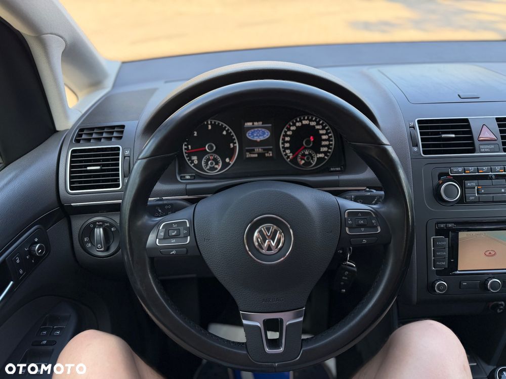 Volkswagen Touran 2.0 TDI Highline - 30