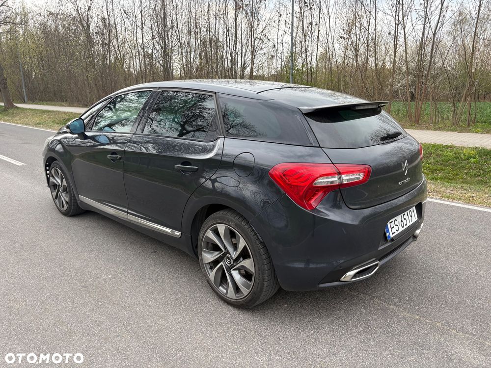 Citroën DS5 1.6 e-HDi Chic MCP - 3