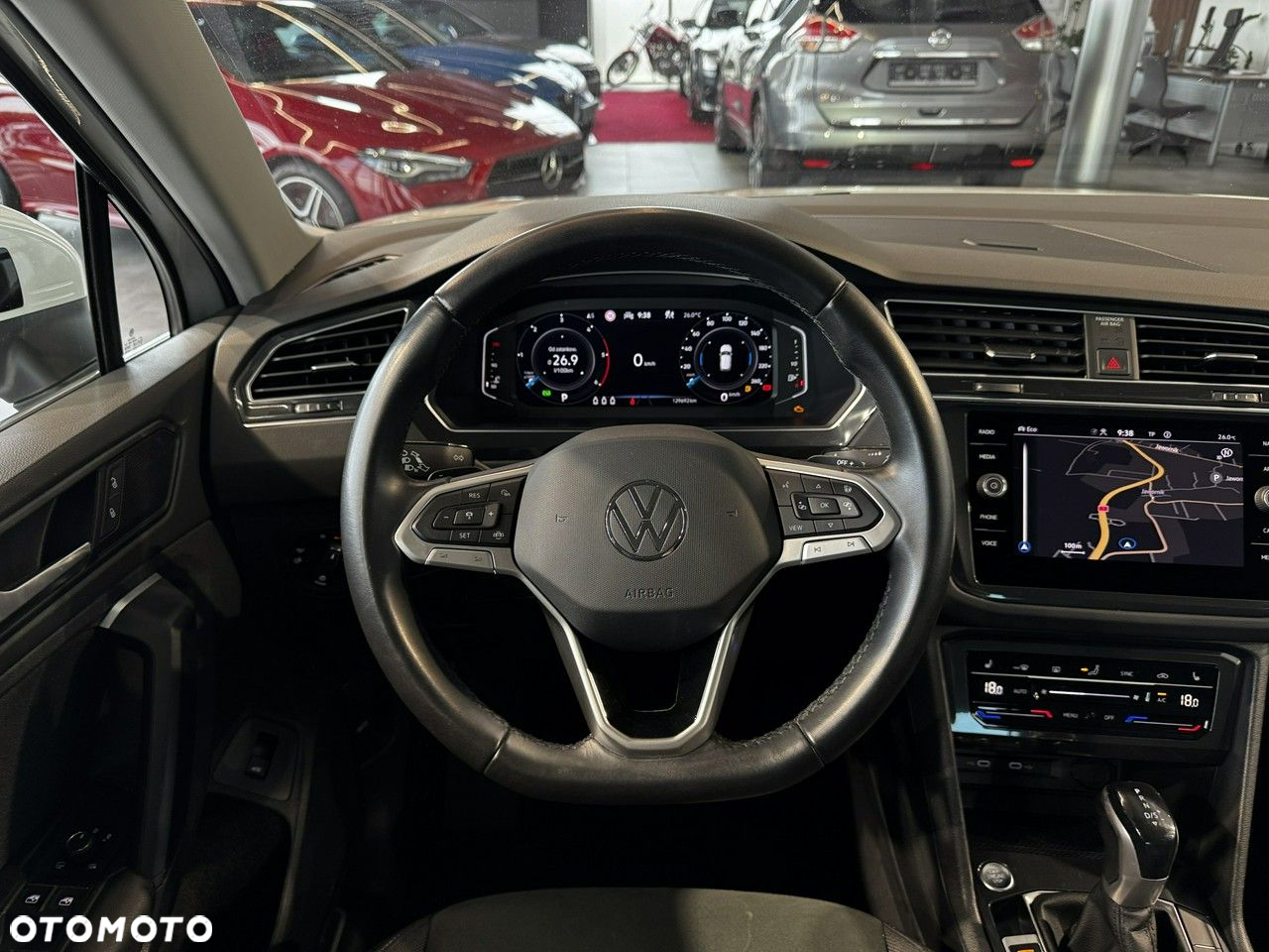 Volkswagen Tiguan - 18