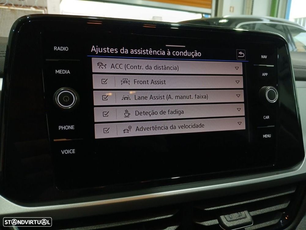 VW T-Roc 1.0 TSI Urban - 19