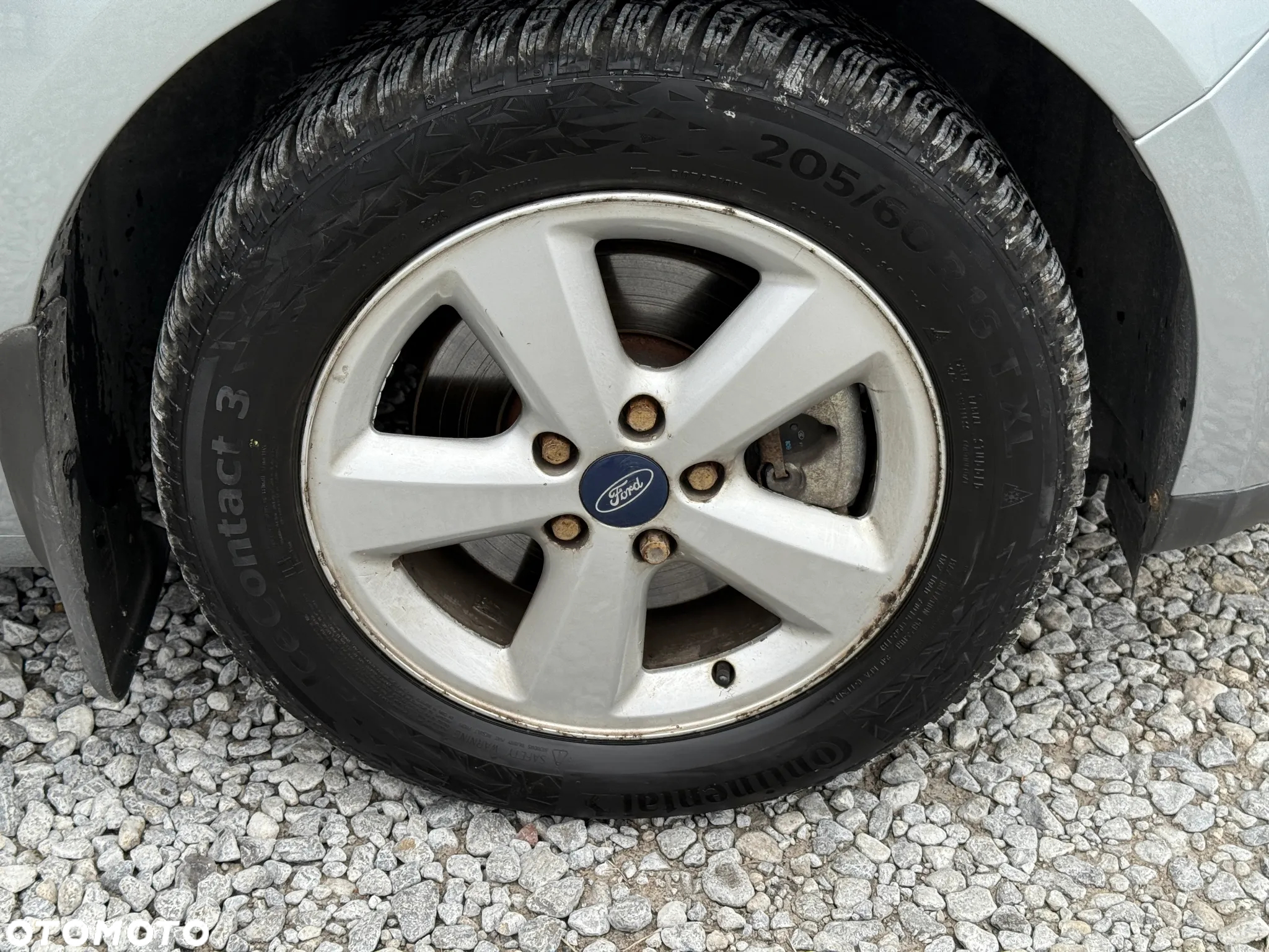 Ford S-Max - 13