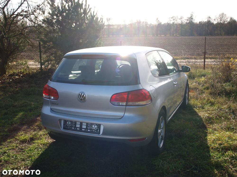 Volkswagen Golf - 17