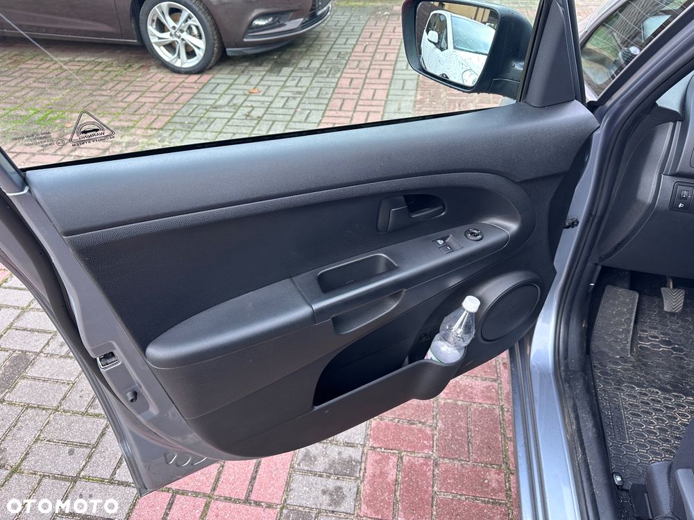 Kia Venga 1.6 M - 14