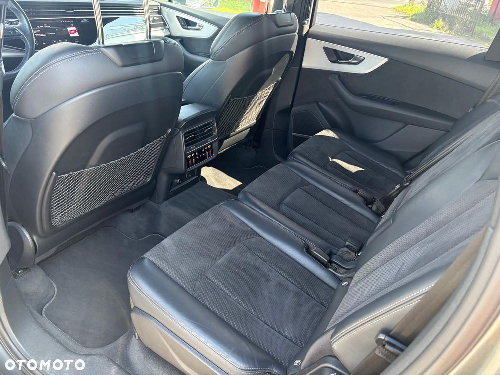 Audi Q7 50 TDI mHEV Quattro S Line Tiptr - 16