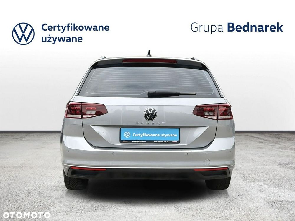 Volkswagen Passat Variant 2.0 TDI EVO Business DSG - 4