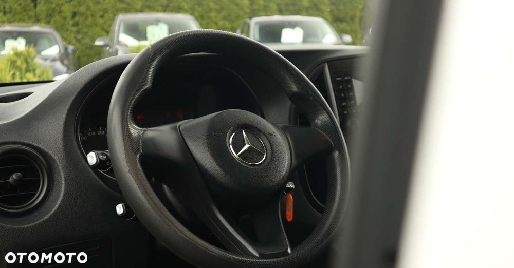 Mercedes-Benz Vito - 13