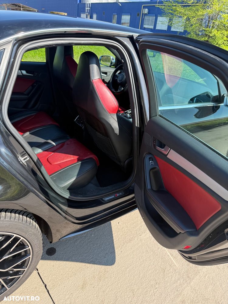 Audi A4 Limuzina 2.0 TFSI Multitronic Attraction - 6
