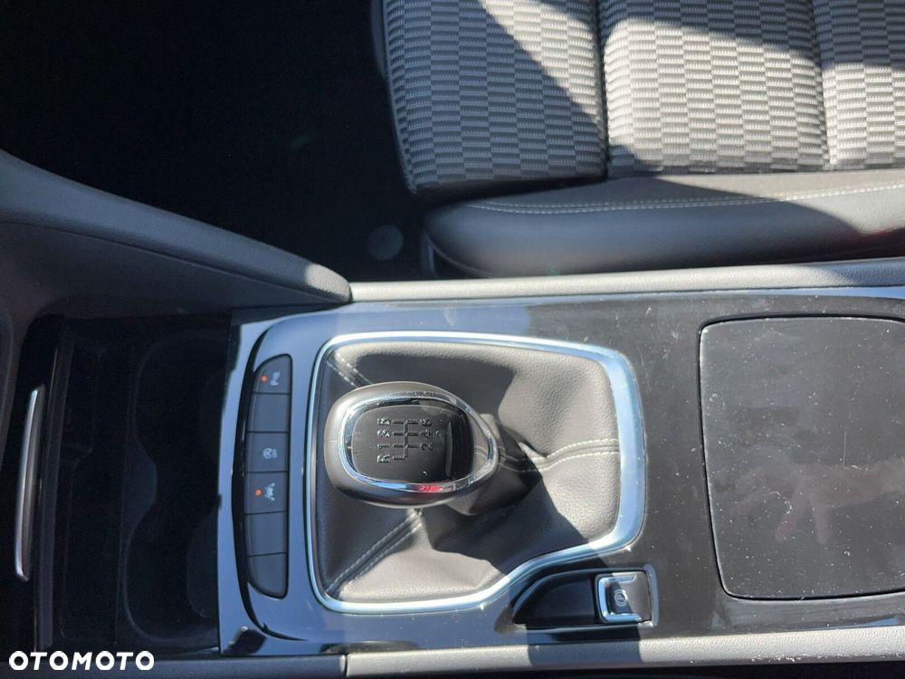 Opel Insignia - 28
