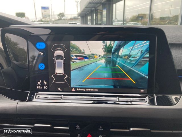 VW Golf Variant 2.0 TDi SCR DSG Style - 17