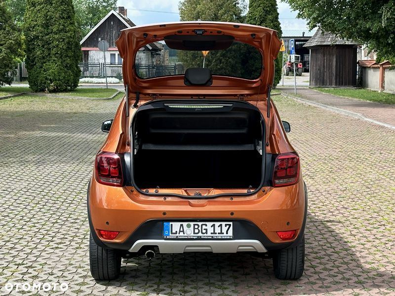 Dacia Sandero Stepway TCe 90 (S&S) Celebration - 9