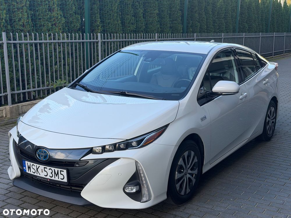 Toyota Prius - 3