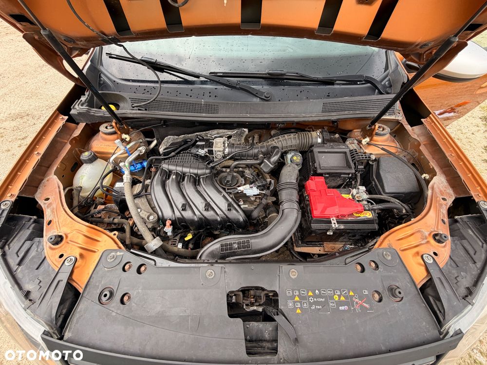 Dacia Duster 1.6 SCe Urban Explorer S&S - 20