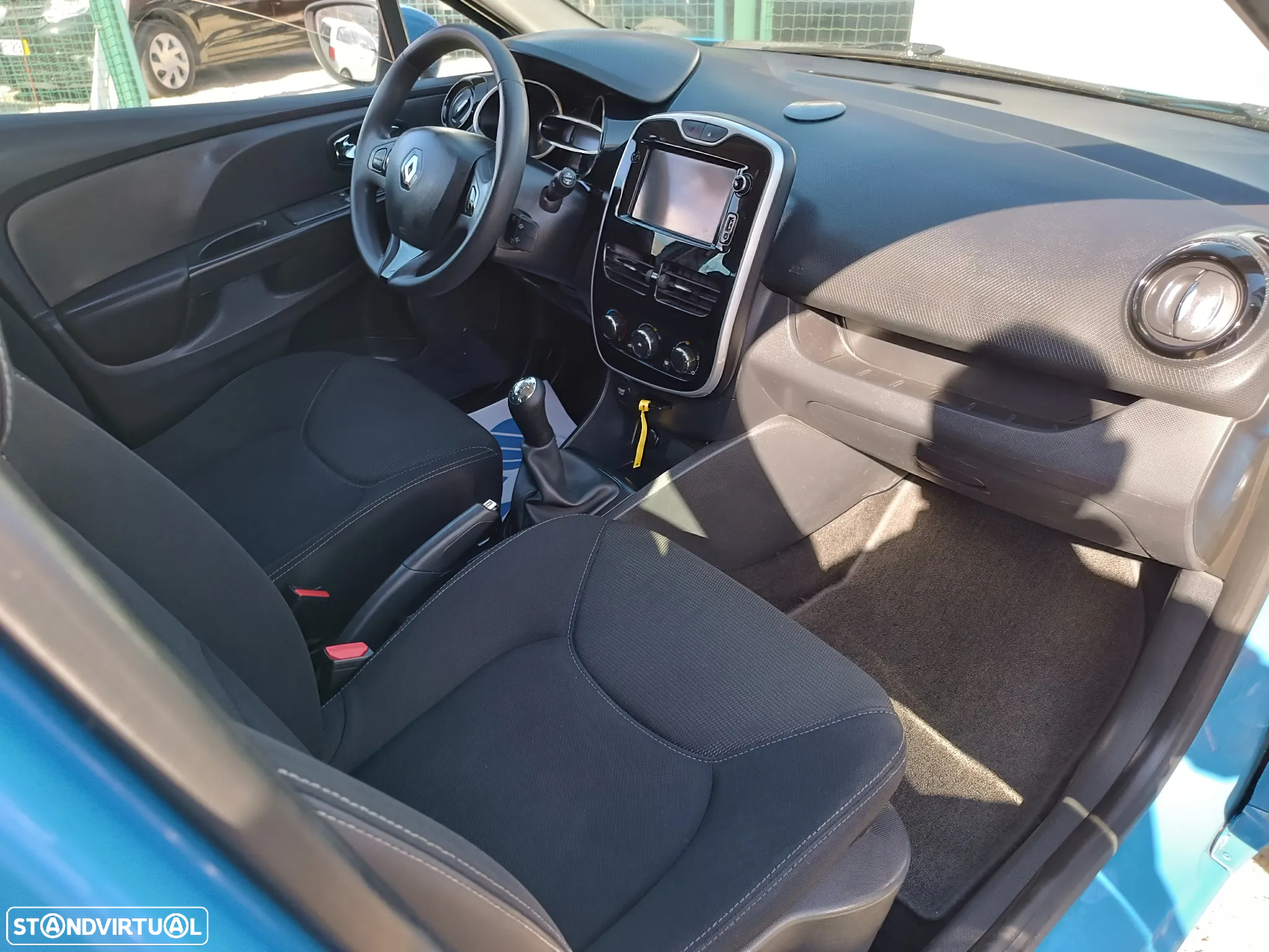 Renault Clio Sport Tourer 0.9 TCE Confort - 29