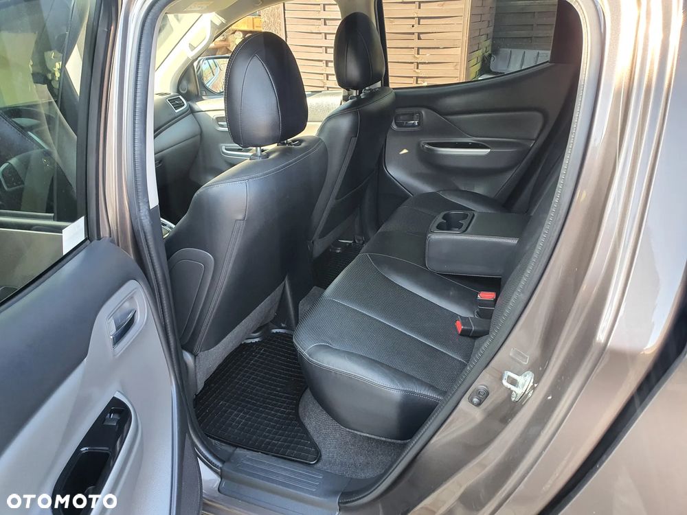 Mitsubishi L200 - 31