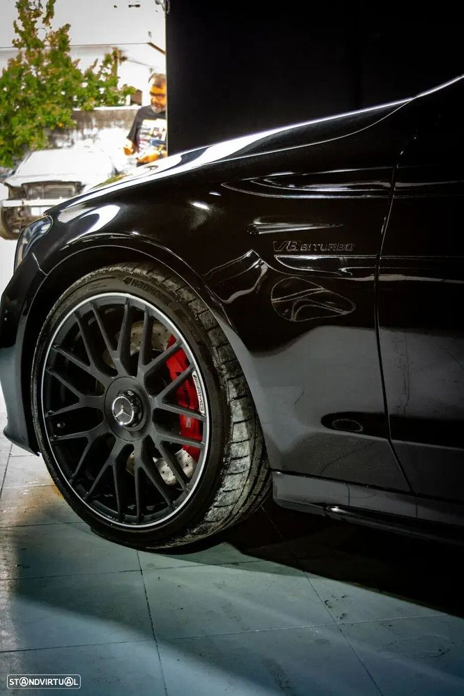 Mercedes-Benz C 63 AMG S - 33