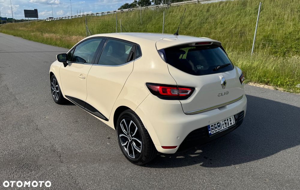 Renault Clio TCe 90 Luxe - 6