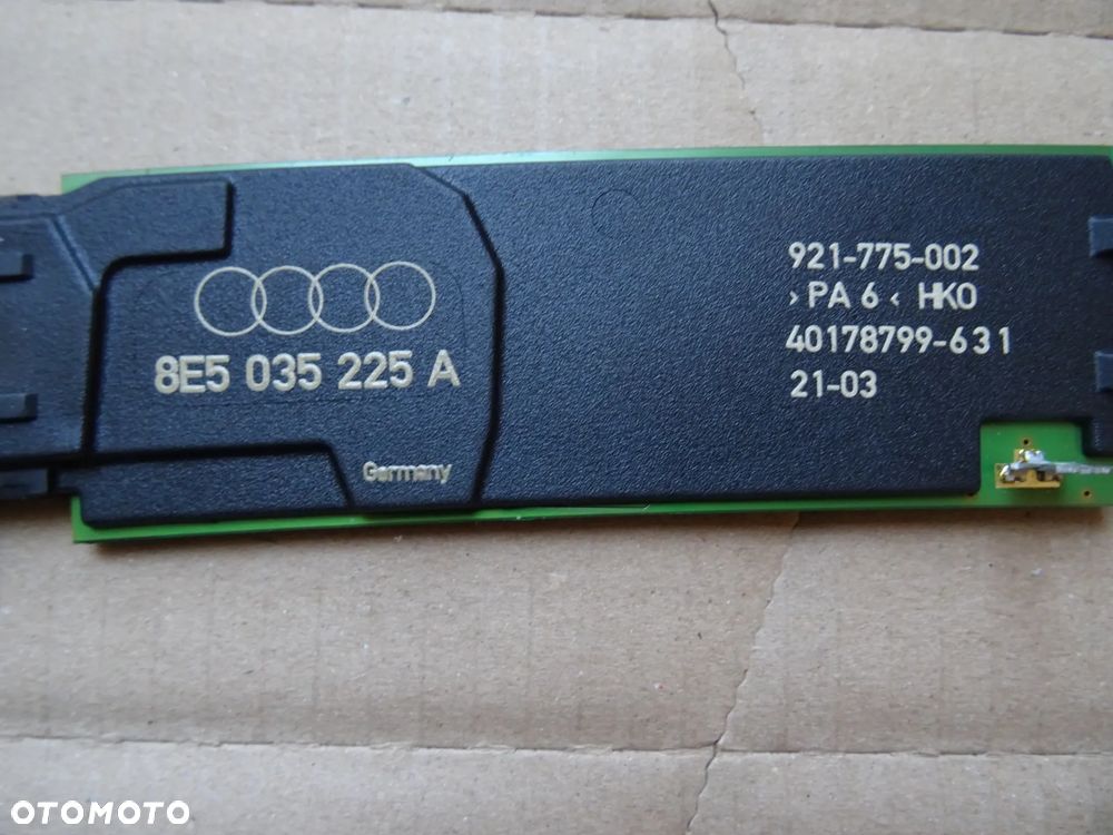moduł wzmacniacz anteny Audi A4B6 8E035225A - 2