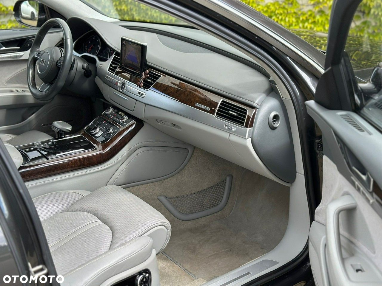 Audi A8 - 8