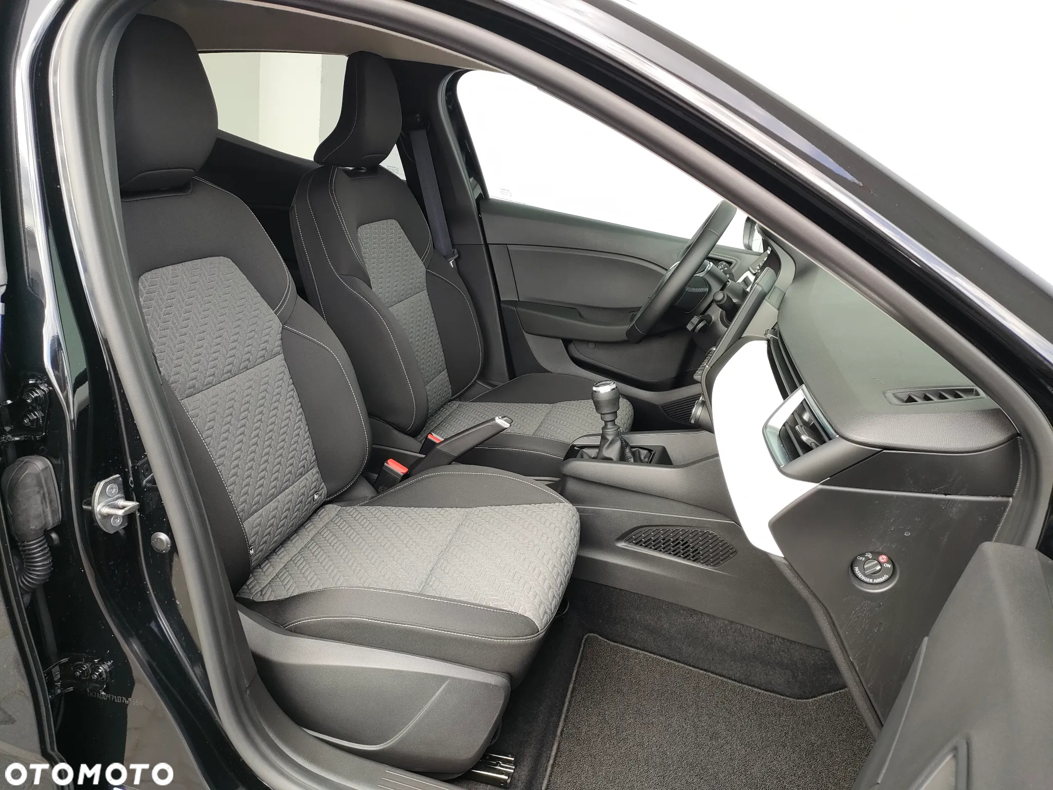 Renault Clio TCe 90 EQUILIBRE - 25