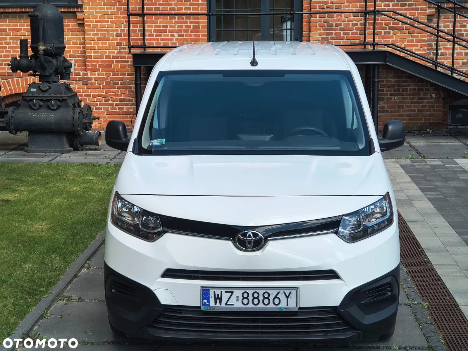 Toyota ProAce CITY Kangoo Express PARTNER Berlingo - 4