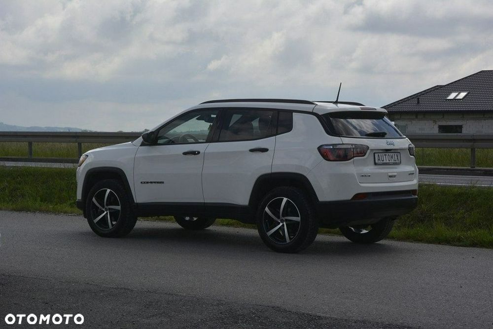 Jeep Compass - 5