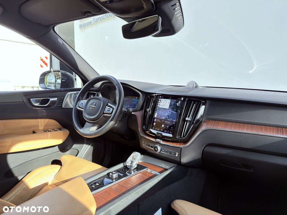 Volvo XC 60 2022