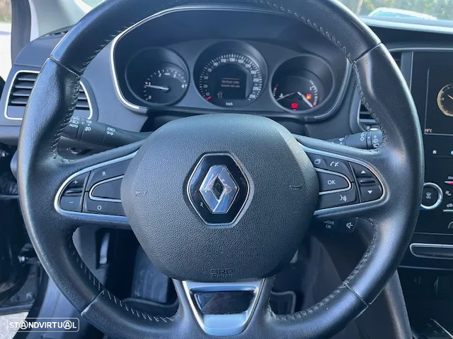 Renault Mégane 1.5 Blue dCi Limited - 14