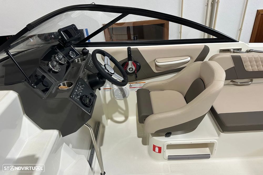 Bayliner VR6 OB Cuddy - 15