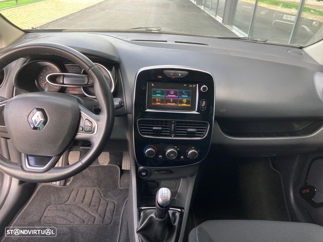 Renault Clio 0.9 TCe Limited Bi-Fuel - 19