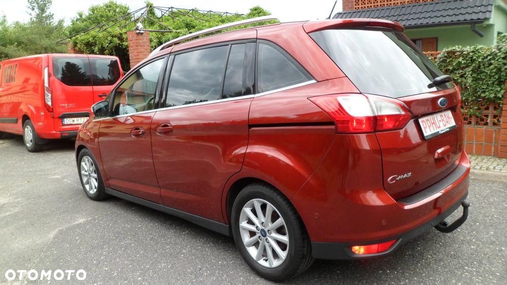 Ford Grand C-MAX - 5