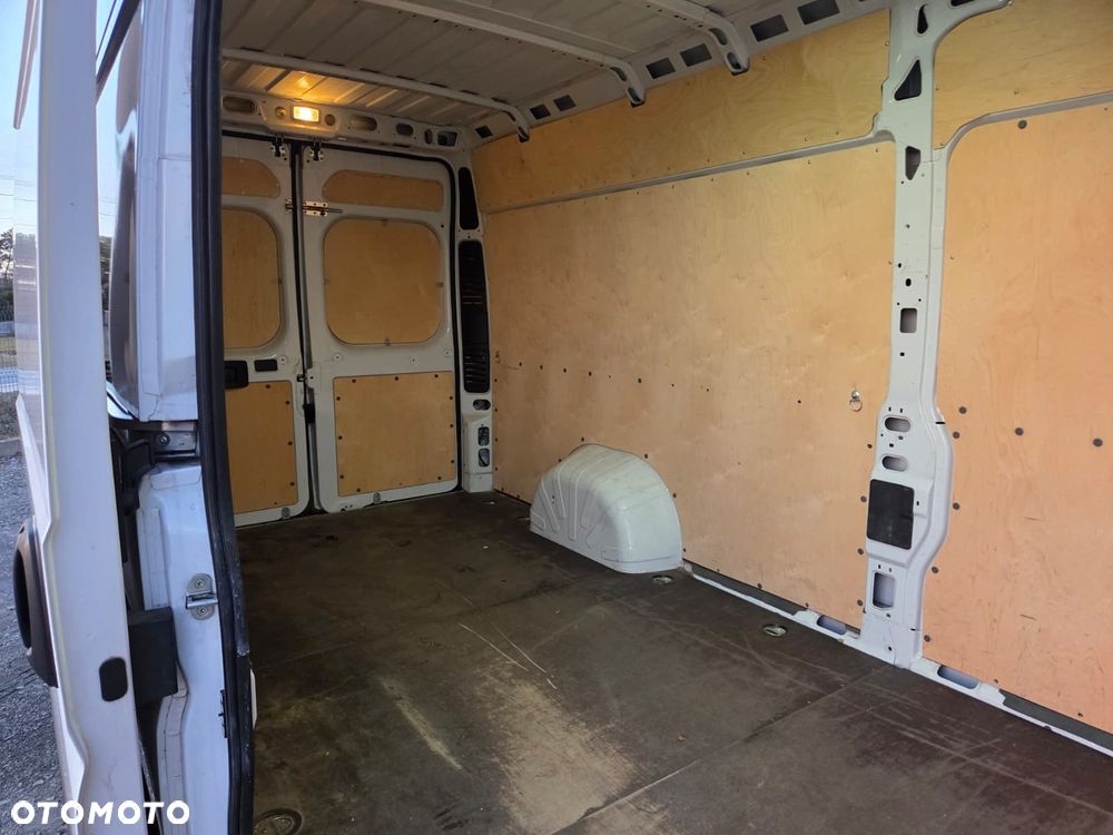 Citroën Jumper 2.2 DIESEL L4H2 - 30