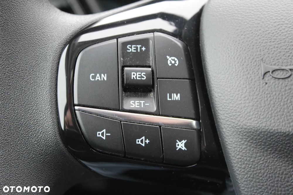 Ford Fiesta 1.0 EcoBoost S&S ACTIVE - 17