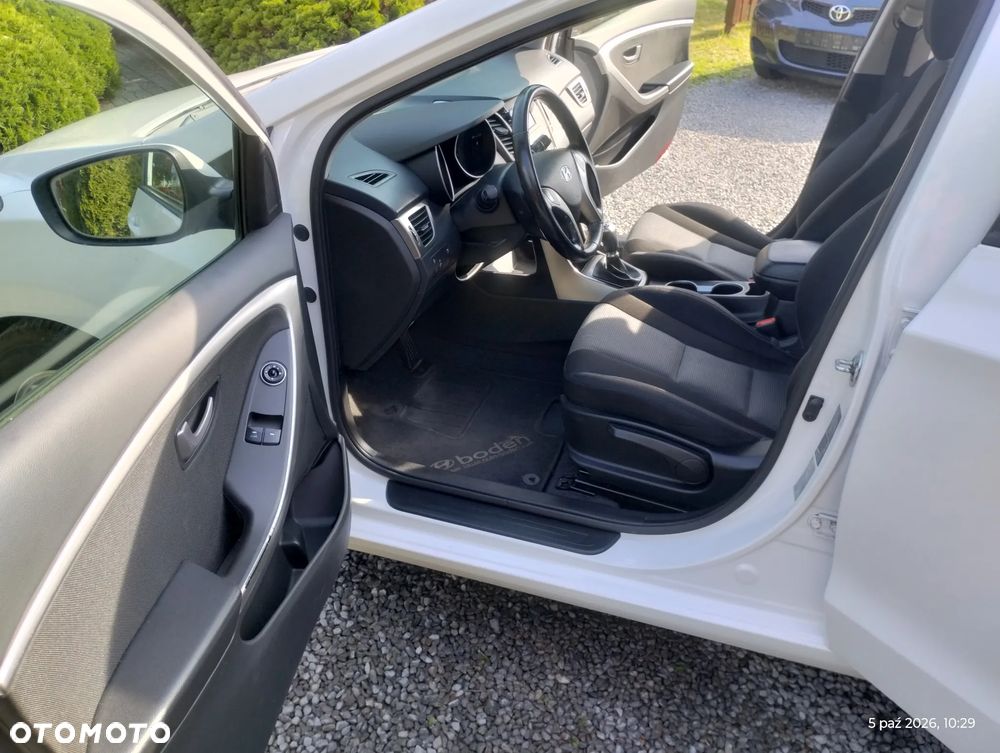 Hyundai i30 - 19