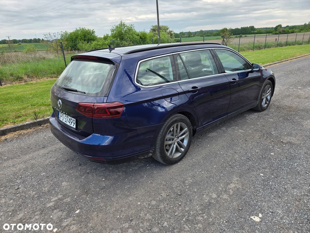 Volkswagen Passat Variant 2.0 TDI SCR BlueMotion Comfortline - 5